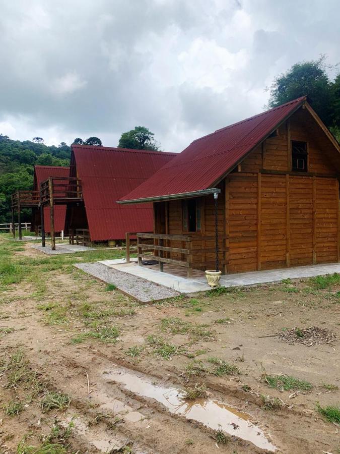 Pousada Pedra Da Mata Chales Na Montanha Munhoz Exterior foto