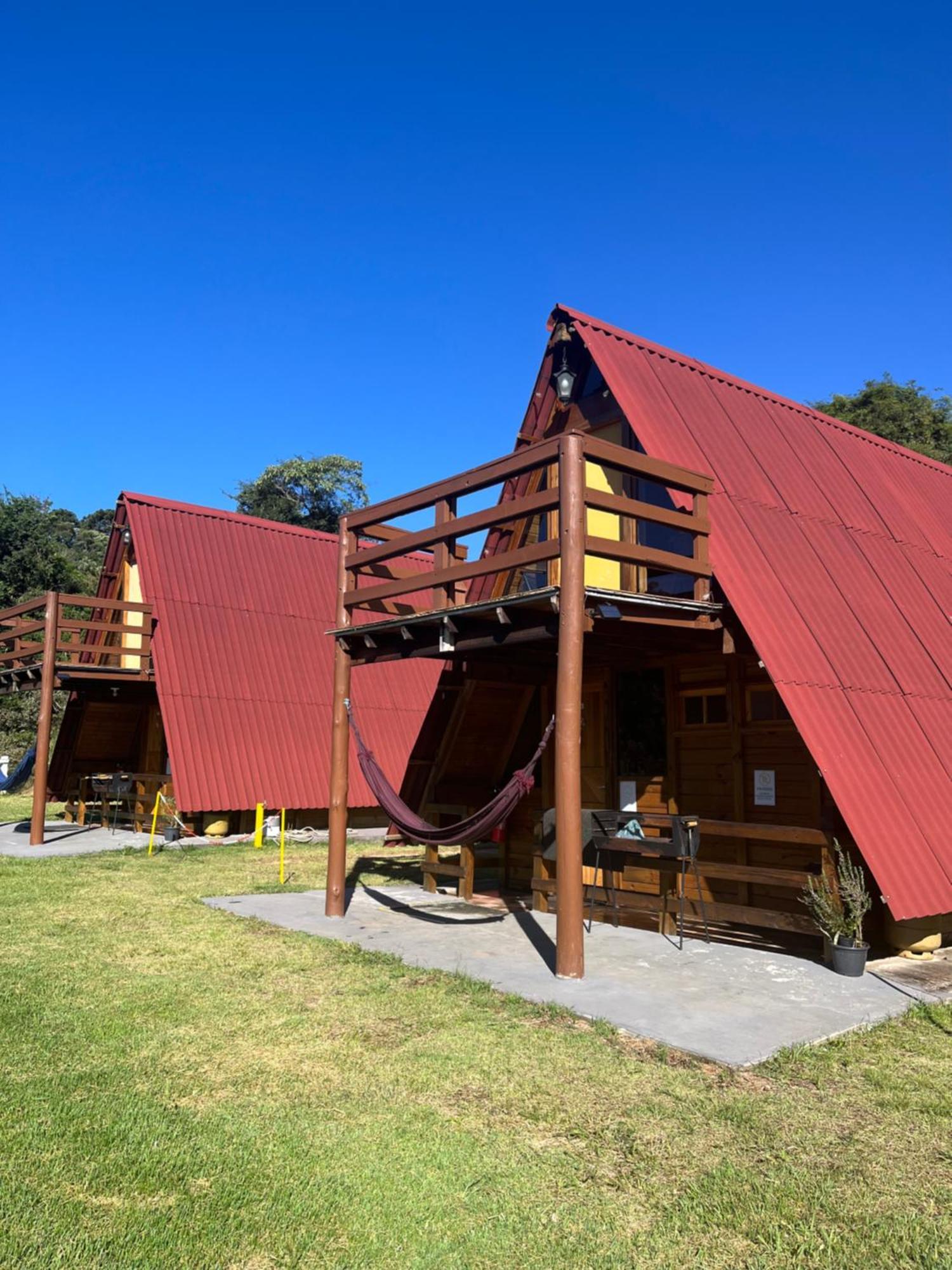 Pousada Pedra Da Mata Chales Na Montanha Munhoz Exterior foto
